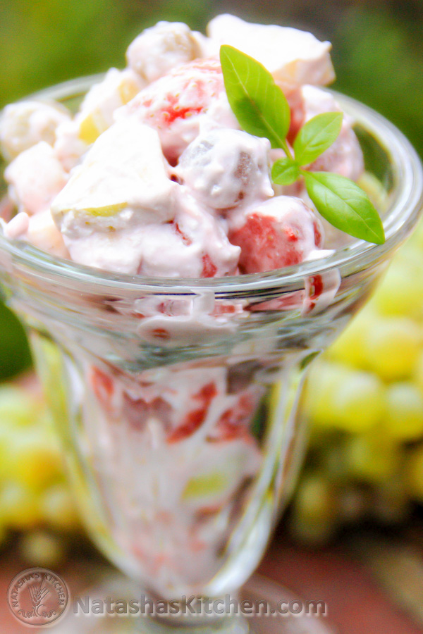 Quick and Easy Fruit Salad Recipe – Desserts Corner