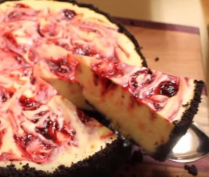 White Chocolate Raspberry Cheesecake - YouTube6